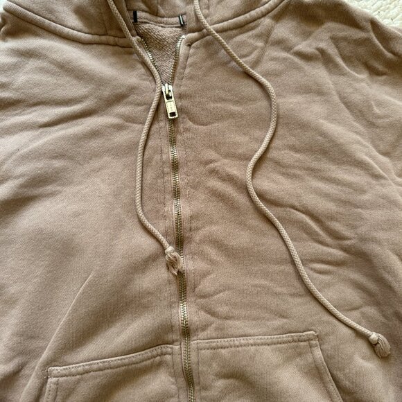 brandy melville christy full length jacket - Picture 2 of 6